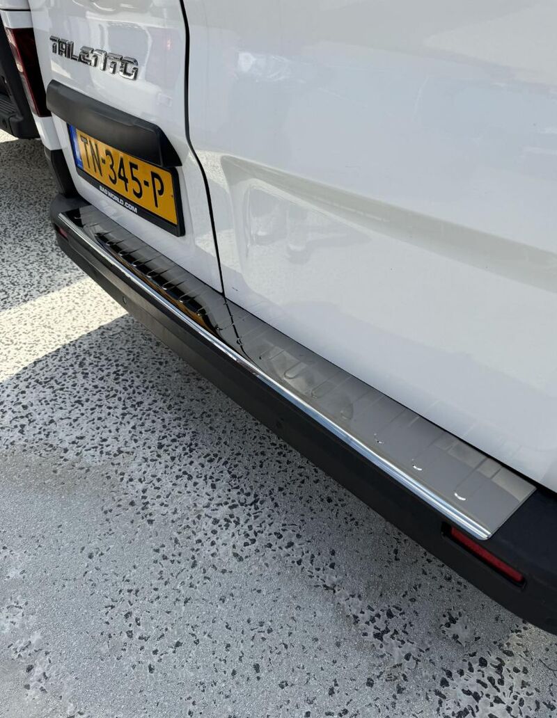 Bumperplaat RVS glans Opel Vivaro <2019